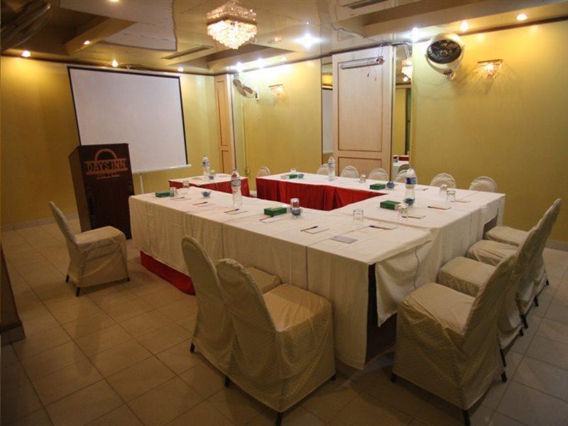 Hotel Galaxy Karachi Exterior foto